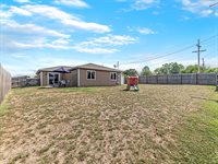 400 Palomino Lane, Ogden, KS 66517