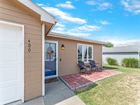 400 Palomino Lane, Ogden, KS 66517