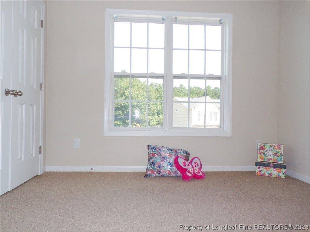 314 Roanoke Drive, Raeford, NC 28376