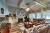 505 Roaring Creek Drive, Oak Leaf, TX 75154
