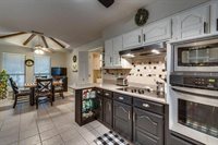 505 Roaring Creek Drive, Oak Leaf, TX 75154