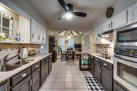 505 Roaring Creek Drive, Oak Leaf, TX 75154