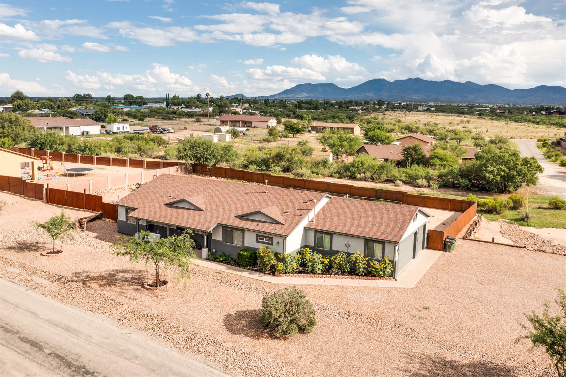 553 N Carina Circle, Benson, AZ 85602