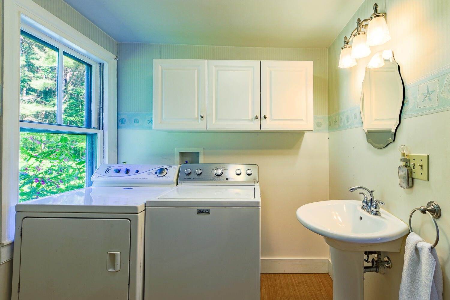 300 Vinal Street, Rockport, ME 04856