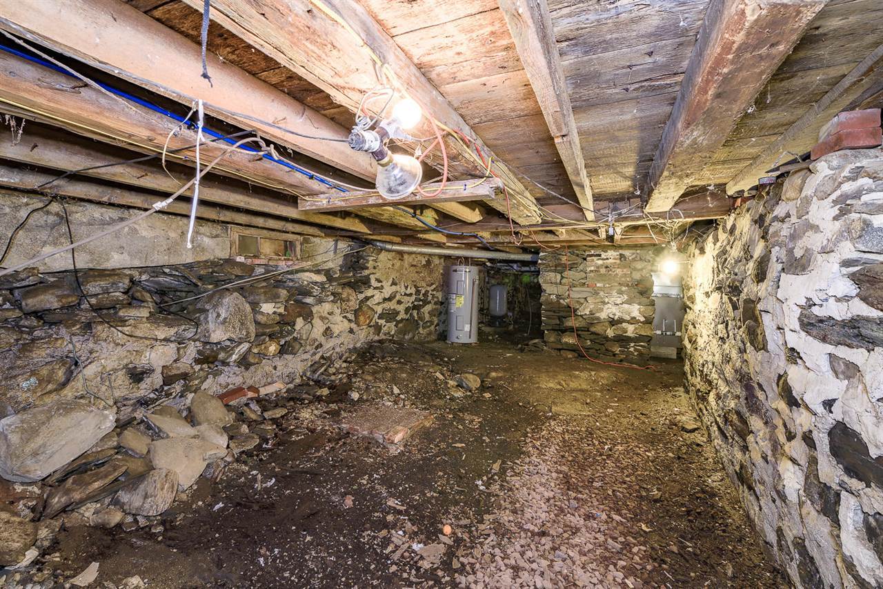 300 Vinal Street, Rockport, ME 04856