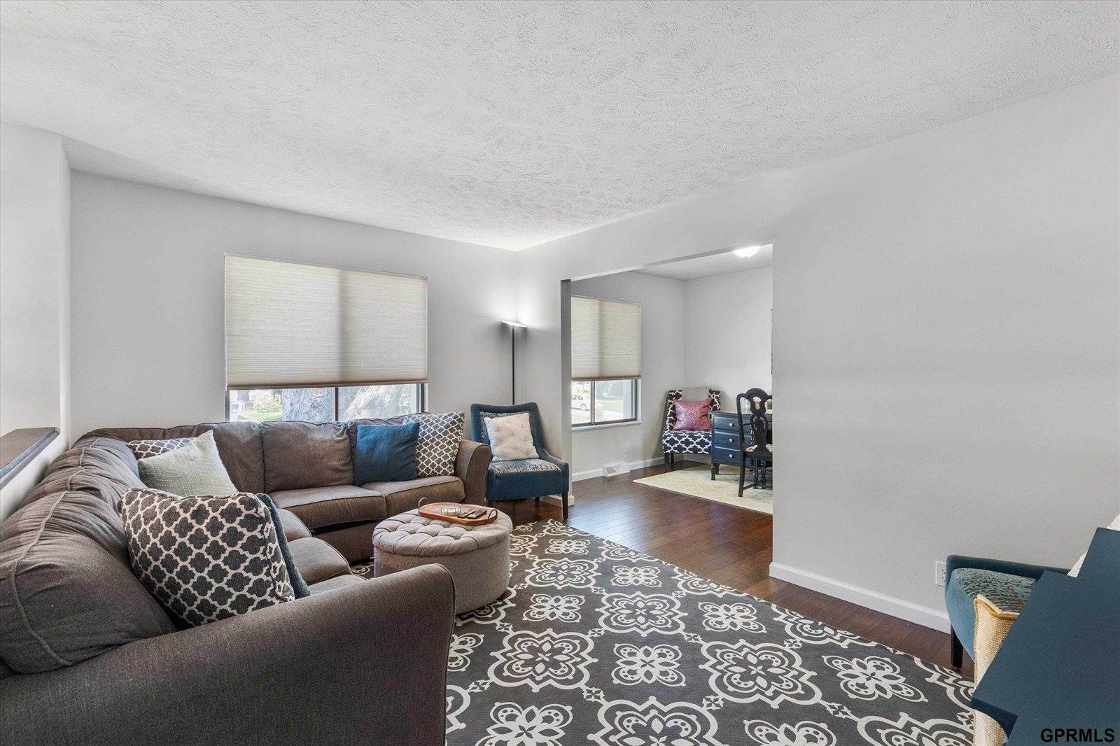 10205 Weir Street, Omaha, NE 68127