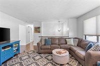 10205 Weir Street, Omaha, NE 68127