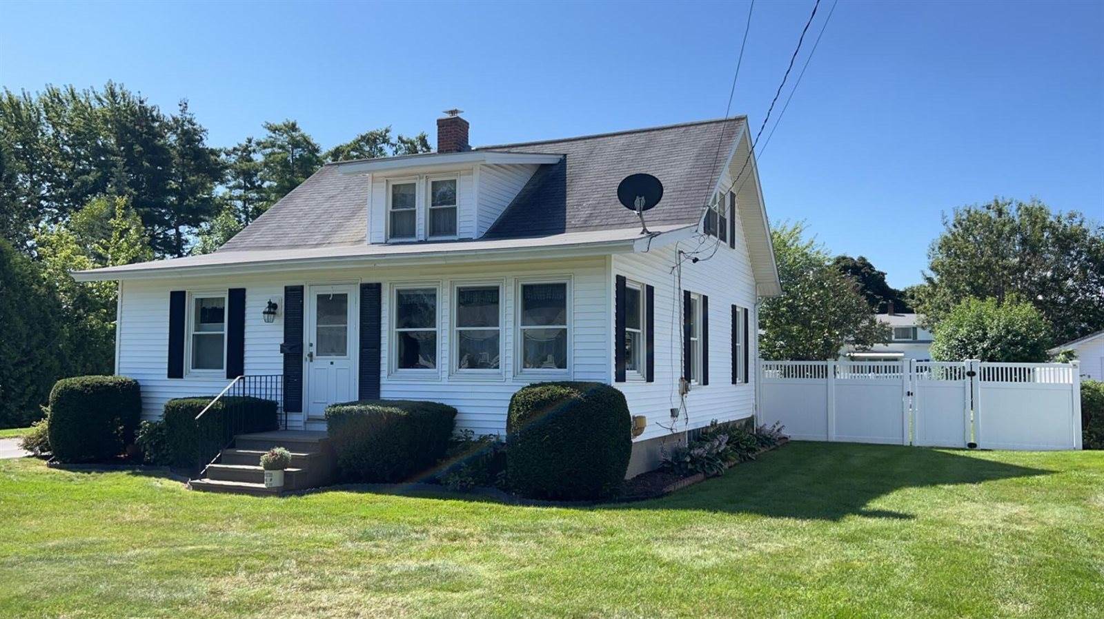 66 Fairfax Street, Bangor, ME 04401