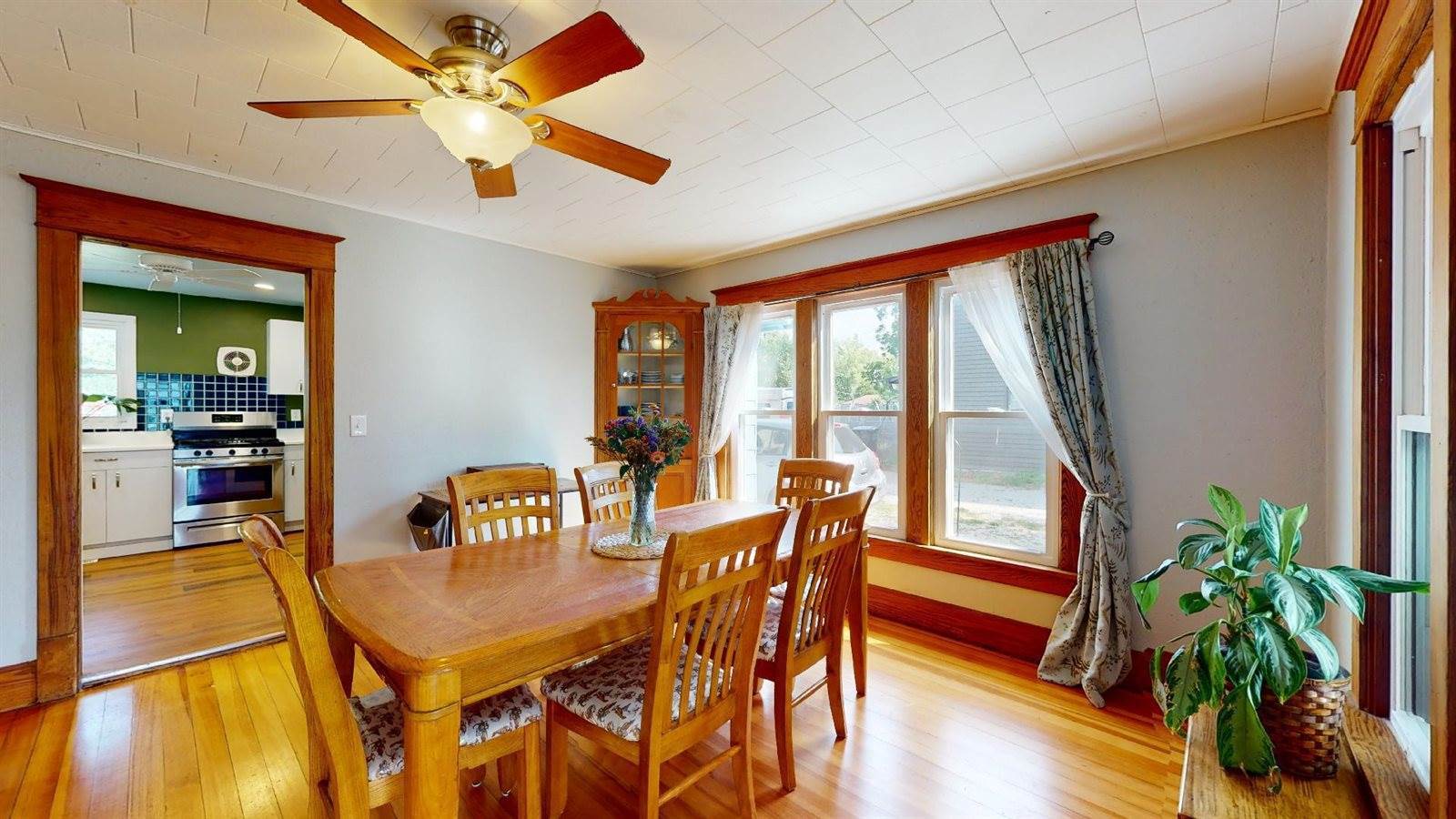 218 Park Avenue, Story City, IA 50248