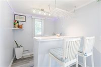 477 Hampton Blvd, Greece, NY 14612