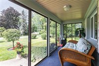 477 Hampton Blvd, Greece, NY 14612