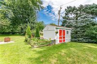 477 Hampton Blvd, Greece, NY 14612