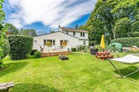 477 Hampton Blvd, Greece, NY 14612