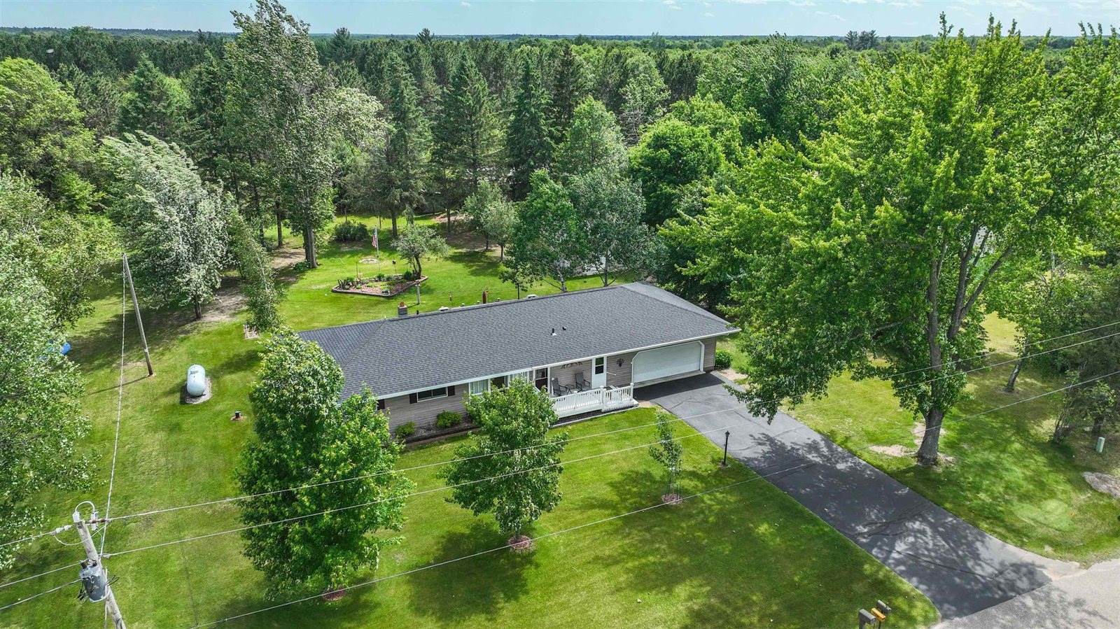 510 Heeg Lane, Nekoosa, WI 54457