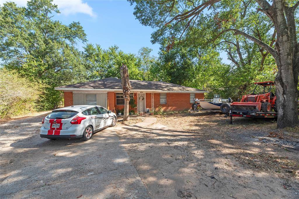 16306 Dundee Road, Cypress, TX 77429