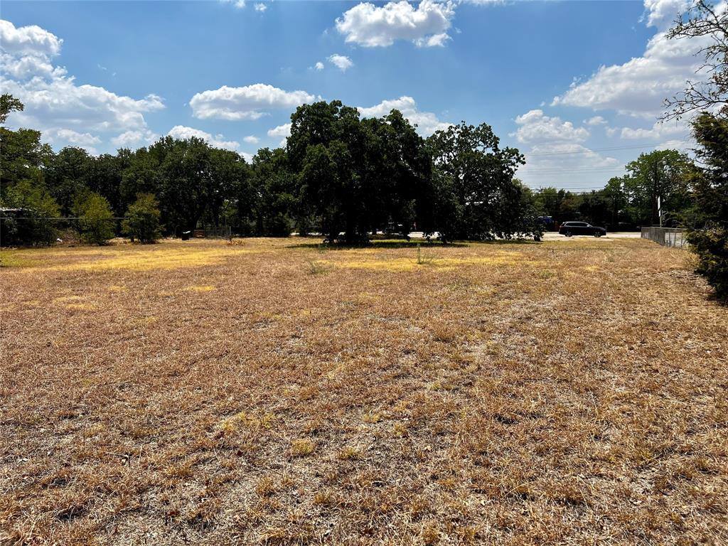 517 East Kennedale Parkway, Kennedale, TX 76060