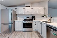 7935 SE Beatrice St, Milwaukie, OR 97222