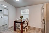 7935 SE Beatrice St, Milwaukie, OR 97222