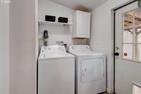 7935 SE Beatrice St, Milwaukie, OR 97222