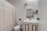 7935 SE Beatrice St, Milwaukie, OR 97222