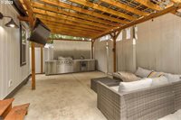 7935 SE Beatrice St, Milwaukie, OR 97222