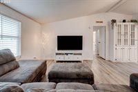 7935 SE Beatrice St, Milwaukie, OR 97222