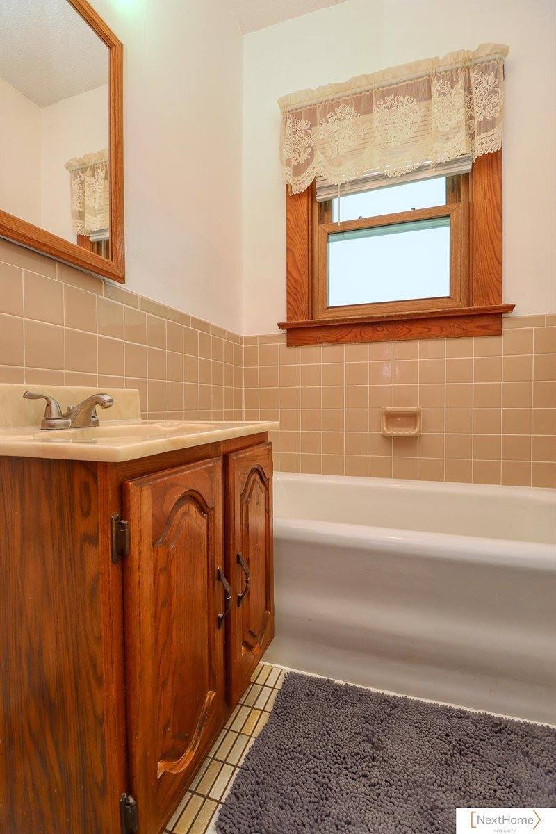 543 Forest Avenue, Crete, NE 68333