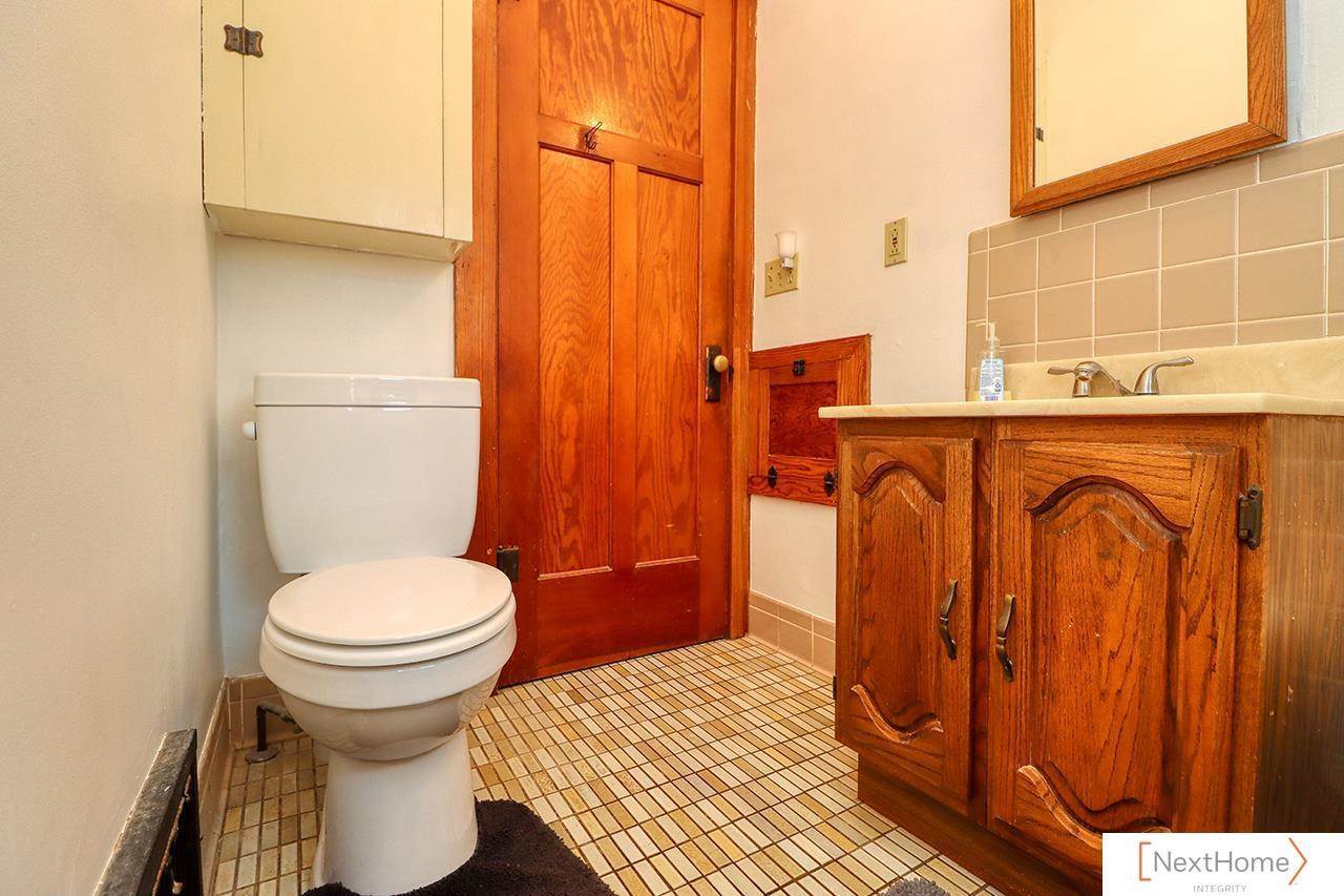 543 Forest Avenue, Crete, NE 68333