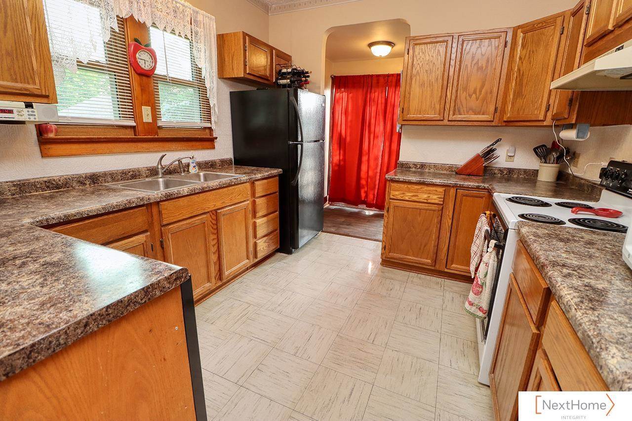 543 Forest Avenue, Crete, NE 68333