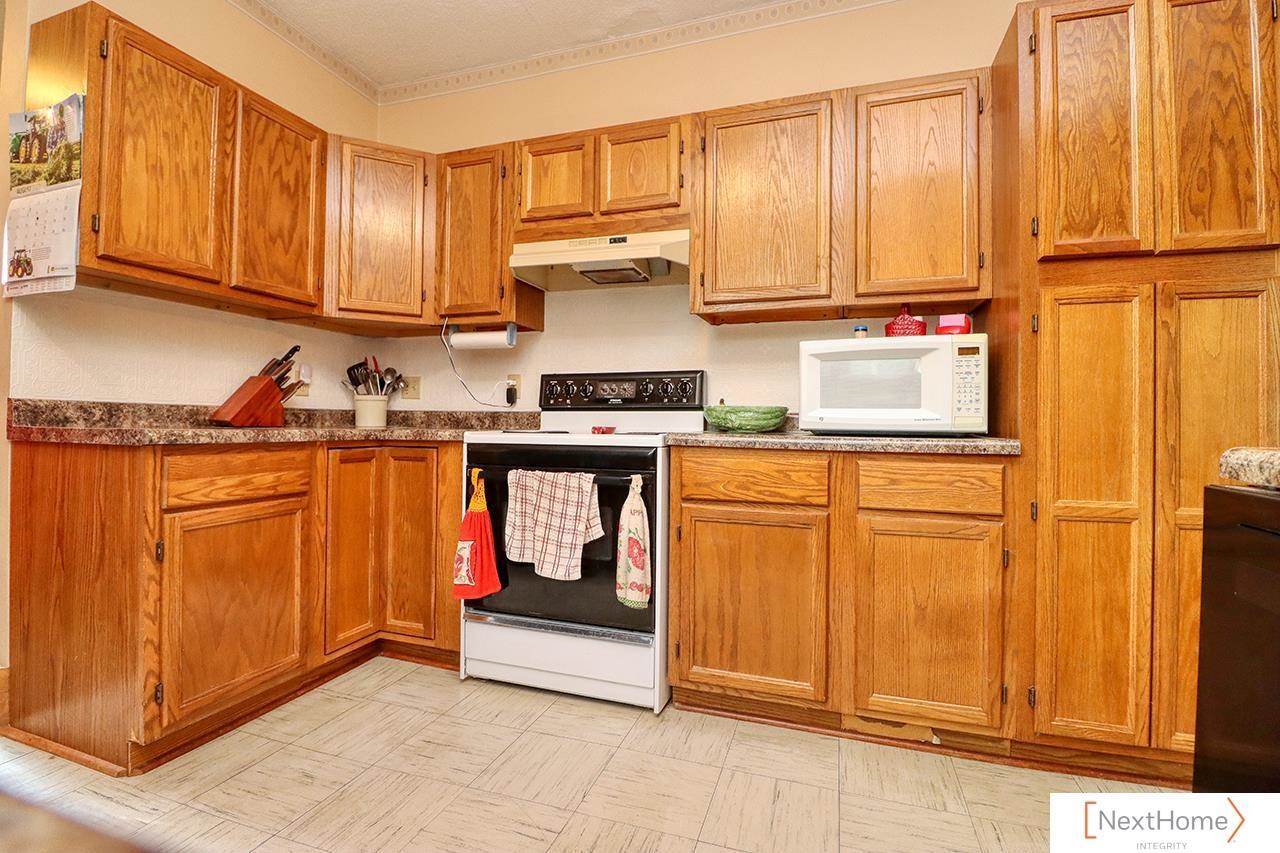 543 Forest Avenue, Crete, NE 68333