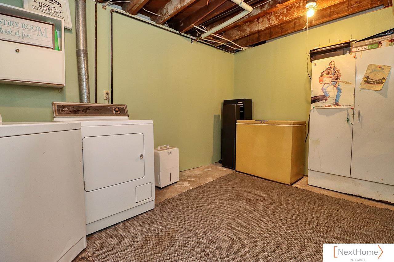 543 Forest Avenue, Crete, NE 68333