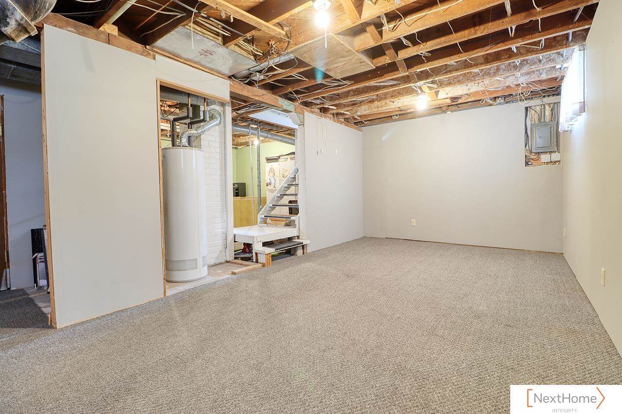 543 Forest Avenue, Crete, NE 68333