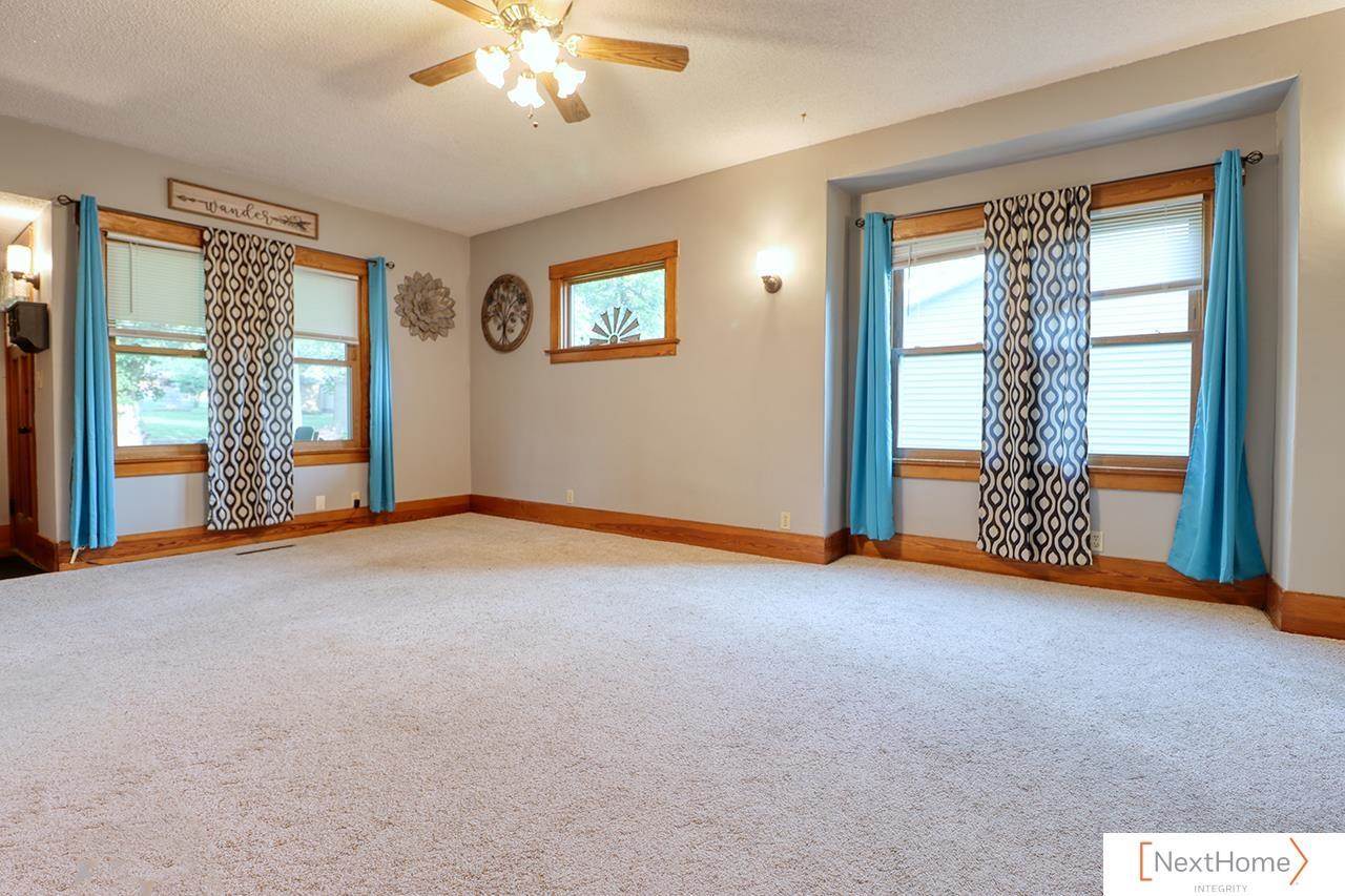 543 Forest Avenue, Crete, NE 68333