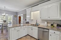 218 Greensview Drive, Brandon, MS 39047