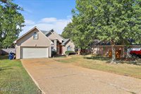 218 Greensview Drive, Brandon, MS 39047