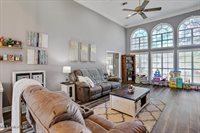 218 Greensview Drive, Brandon, MS 39047