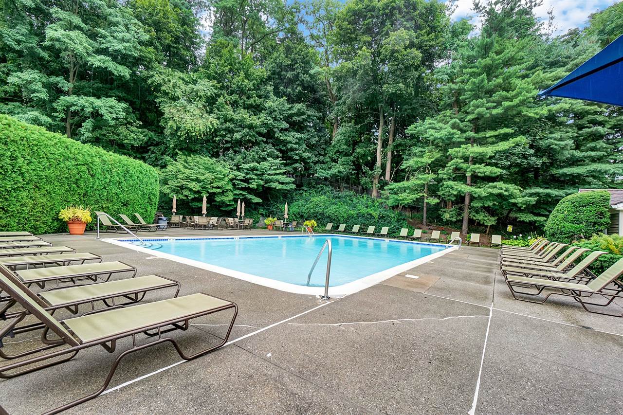 500 Pondside Drive, #3K, White Plains, NY 10607