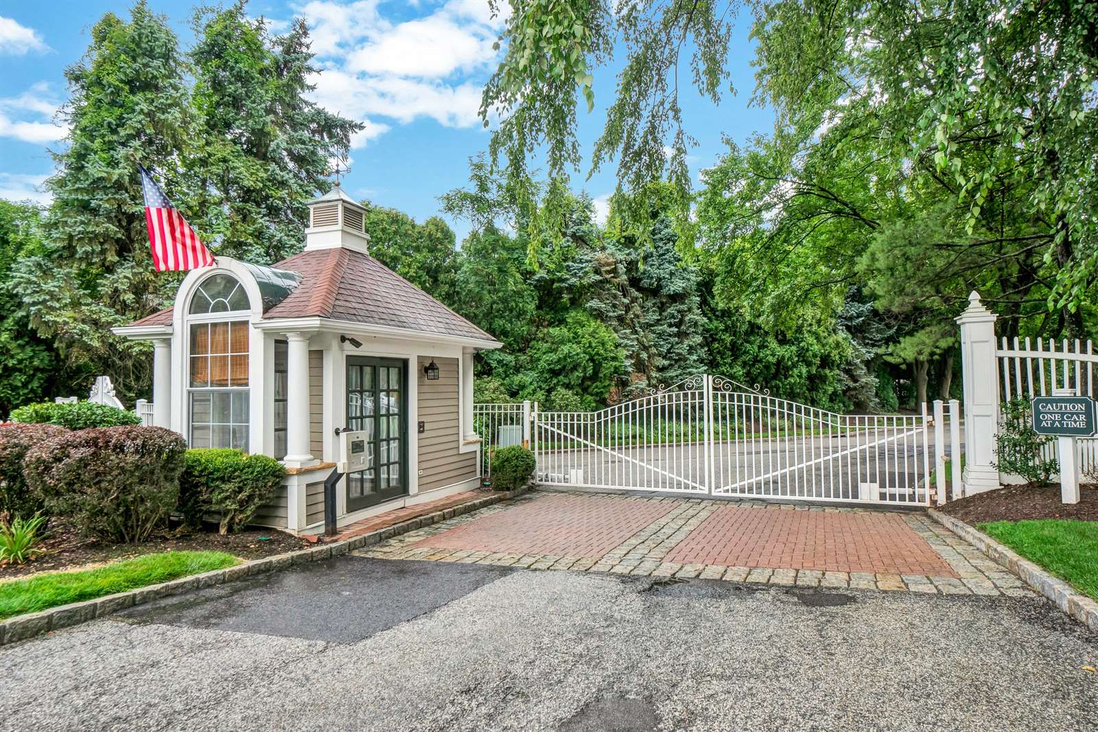 500 Pondside Drive, #3K, White Plains, NY 10607