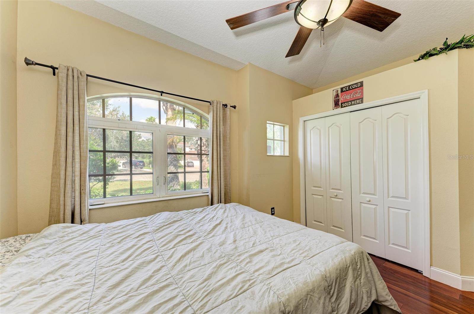 211 Dahlia Court, Bradenton, FL 34212