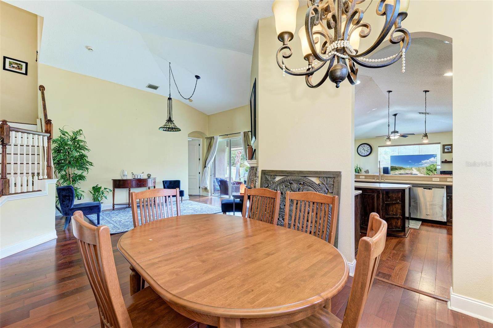 211 Dahlia Court, Bradenton, FL 34212