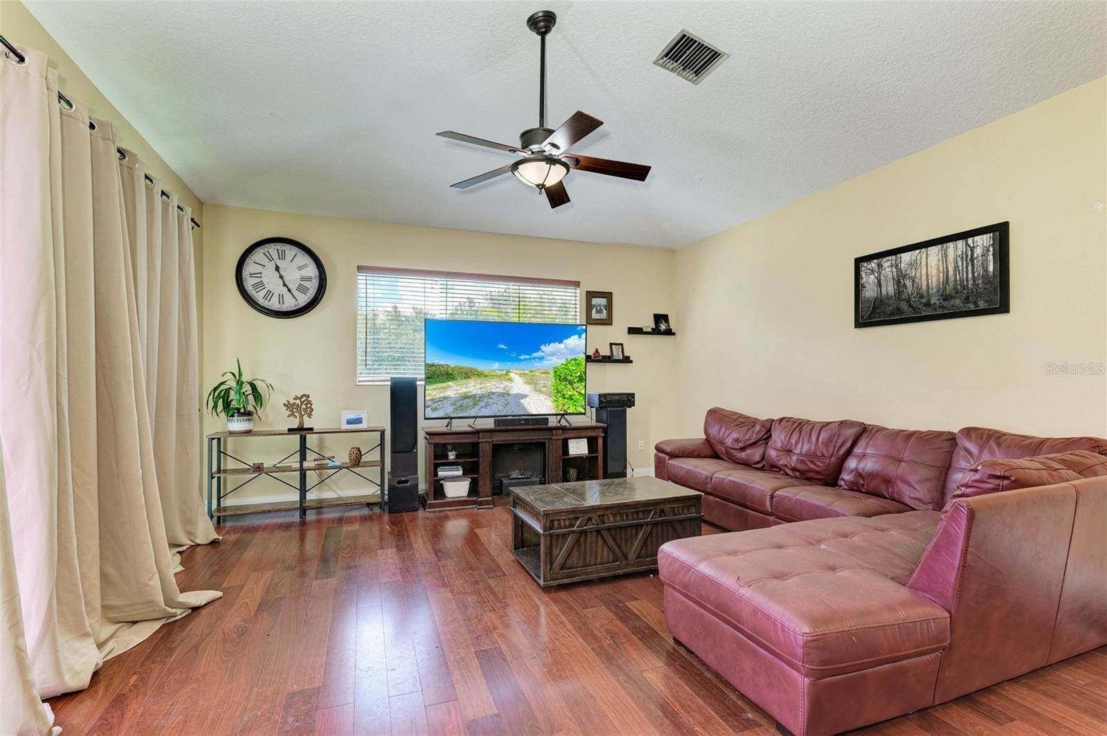 211 Dahlia Court, Bradenton, FL 34212