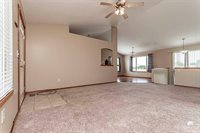 905 Maple Street, Wakefield, KS 67487