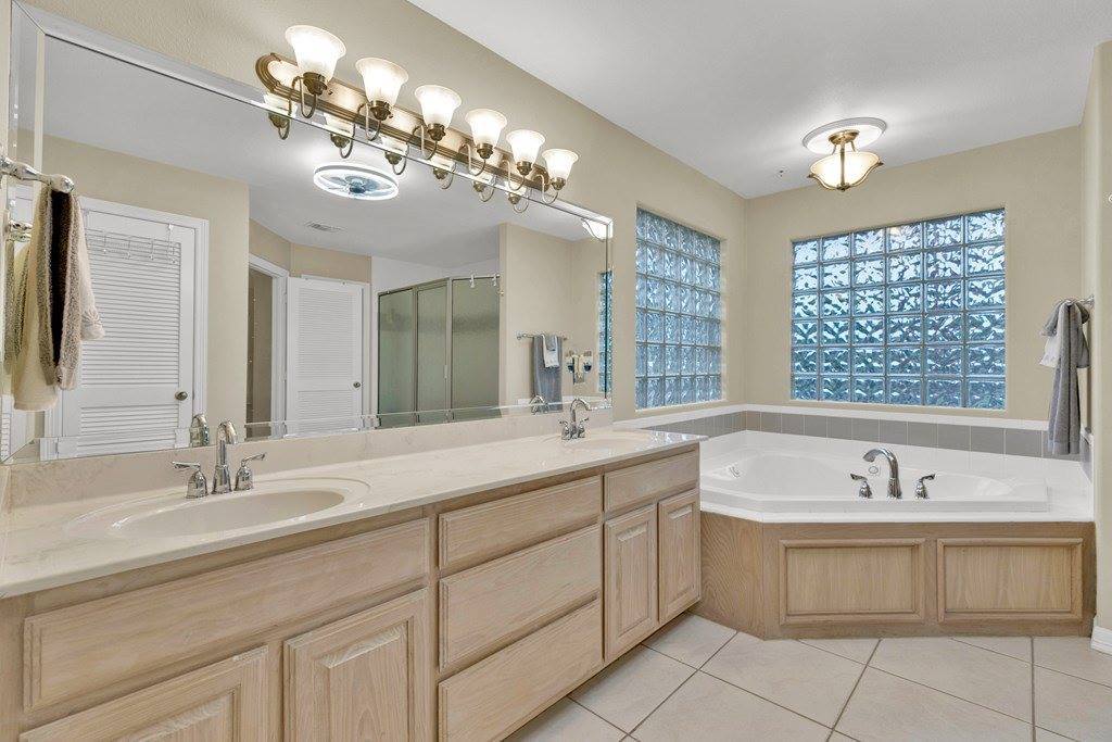 2 Spoonbill Cove, Laguna Vista, TX 78578