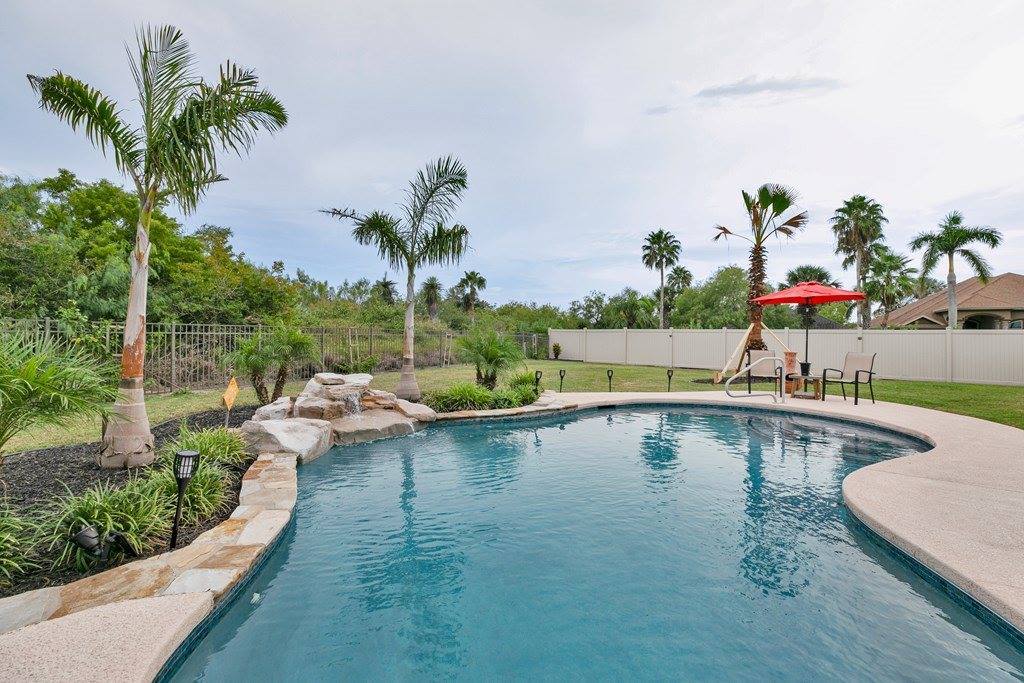 2 Spoonbill Cove, Laguna Vista, TX 78578