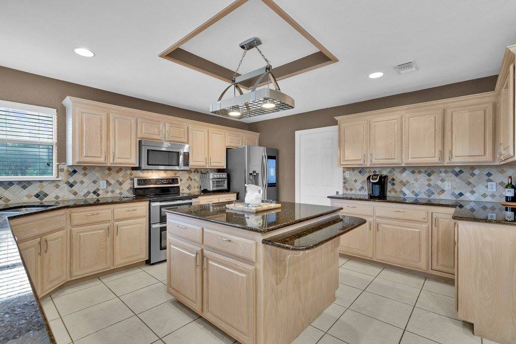 2 Spoonbill Cove, Laguna Vista, TX 78578