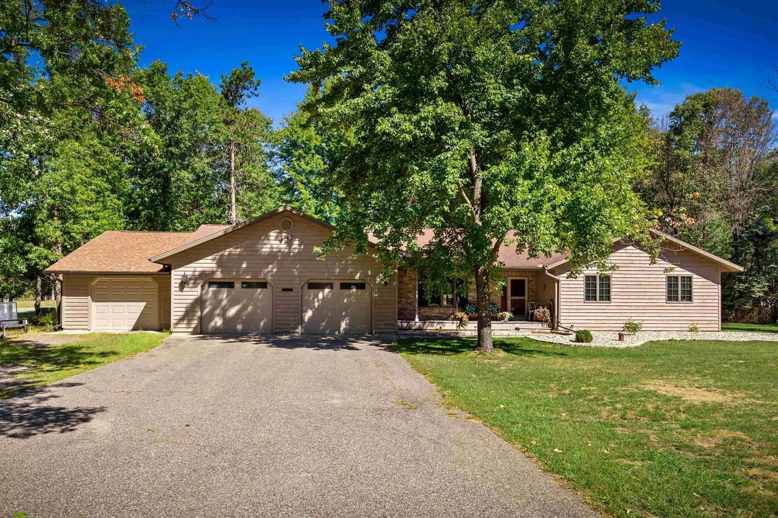 3211 Timber Valley Drive, Wisconsin Rapids, WI 54494