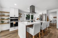 2903 SE Balboa Dr, Vancouver, WA 98683