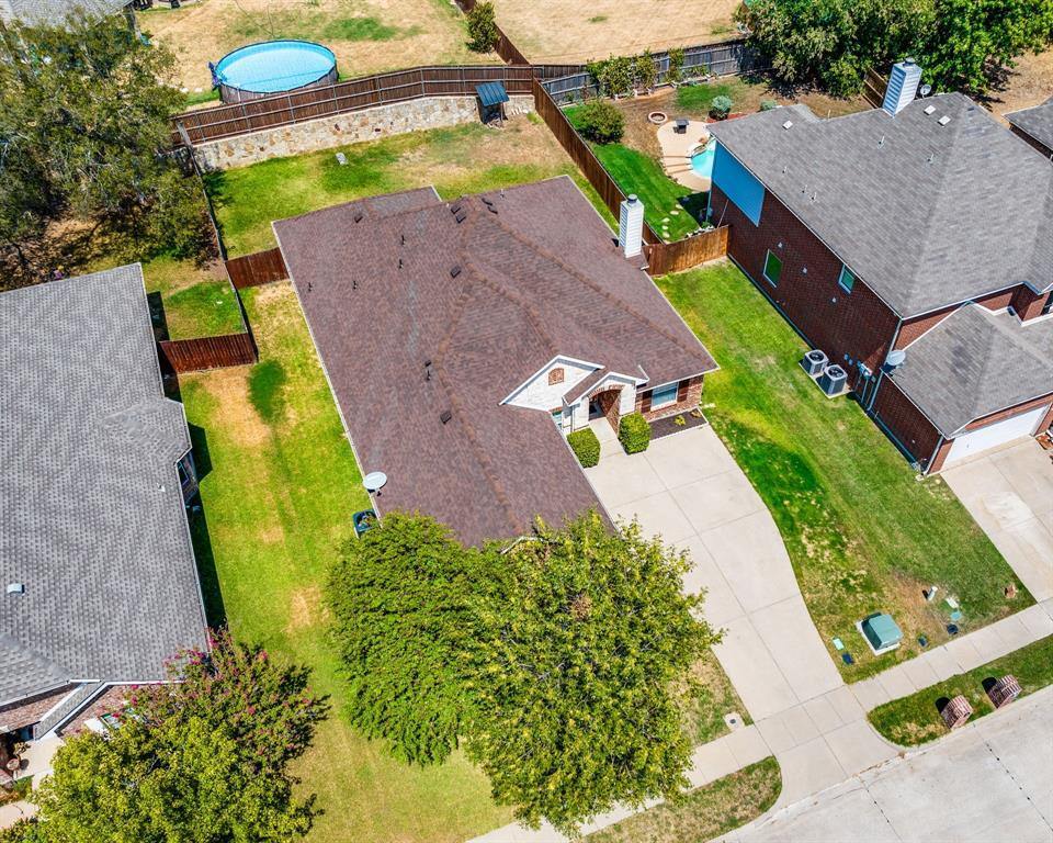 217 Brook Meadow Court, Midlothian, TX 76065