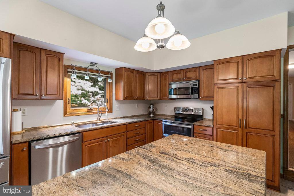 1024 Dunvegan Road, West Chester, PA 19382