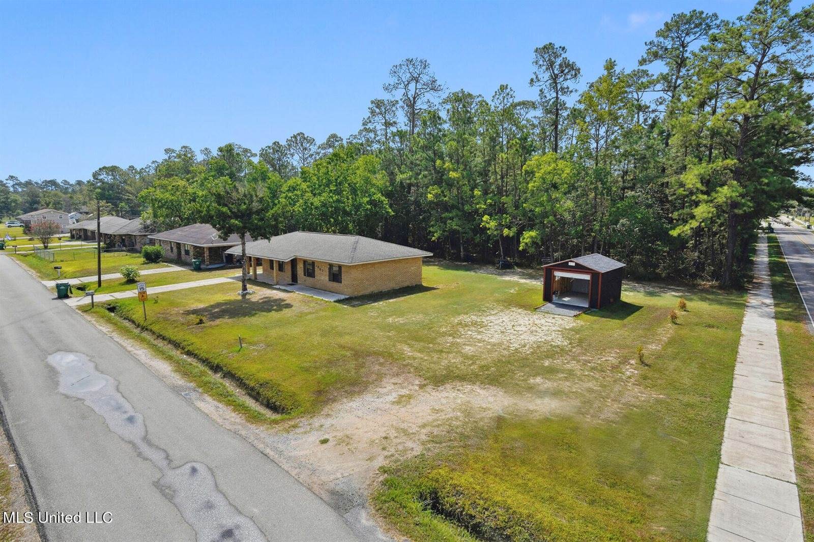 1007 Rue De Lasalle Street, Waveland, MS 39576